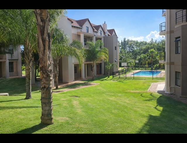 1 BEDROOM APARTMENT FOR SALE IN ZWARTKOP GOLF ESTATE